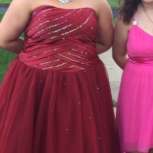 Prom, Formal, plus size